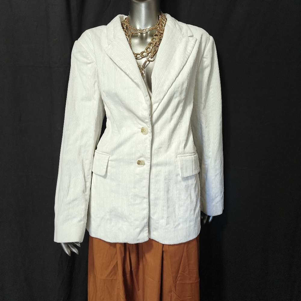 Elegant Cream Blazer for Women